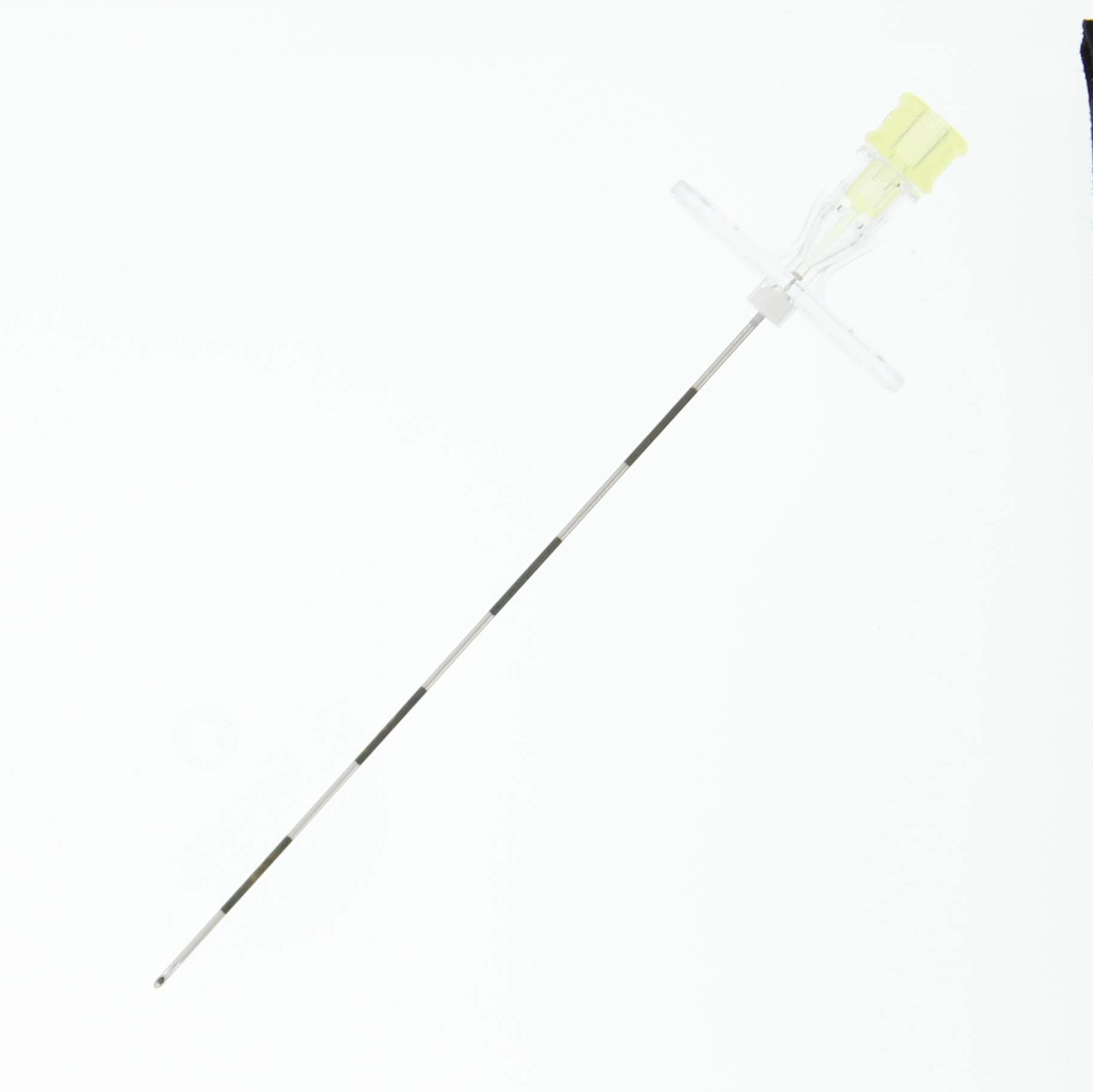 AccuTIP™ 20g x 3½ Inch Tuohy Needle